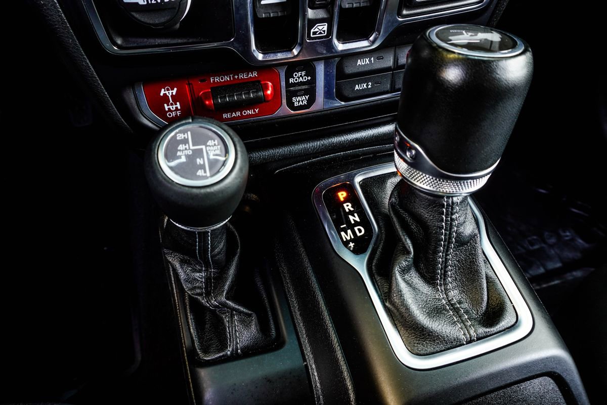 Used 2024 Jeep Wrangler Unlimited Rubicon 4xe image 22