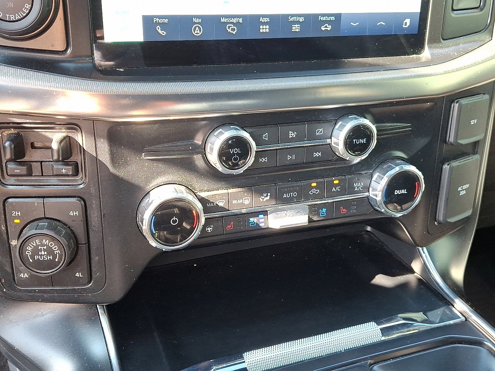 Certified 2022 Ford F150 Raptor w/ Raptor 37 Performance Package image 17