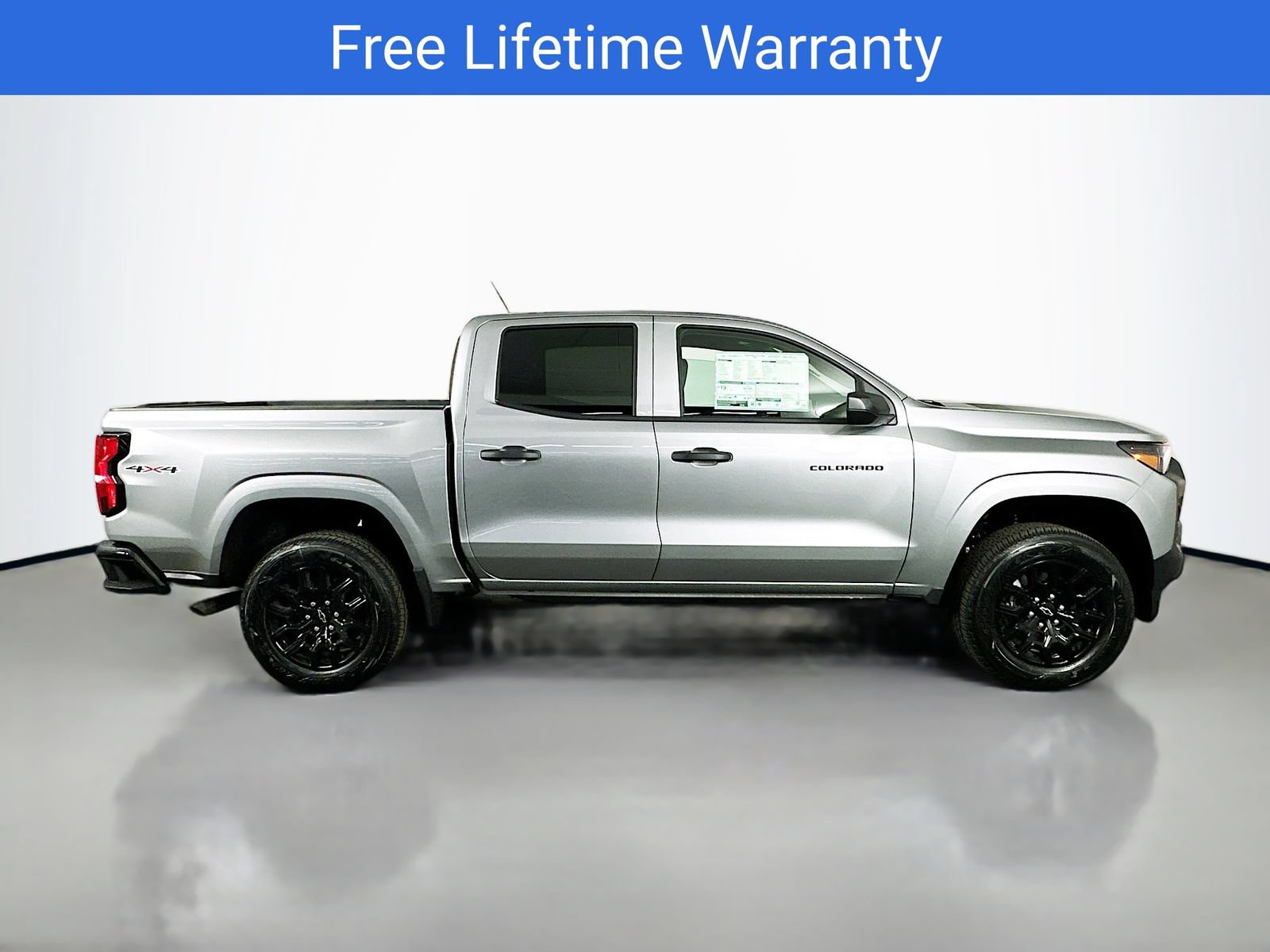 New 2026 Chevrolet Colorado W/T w/ WT Custom Package AWD/4WD image 9