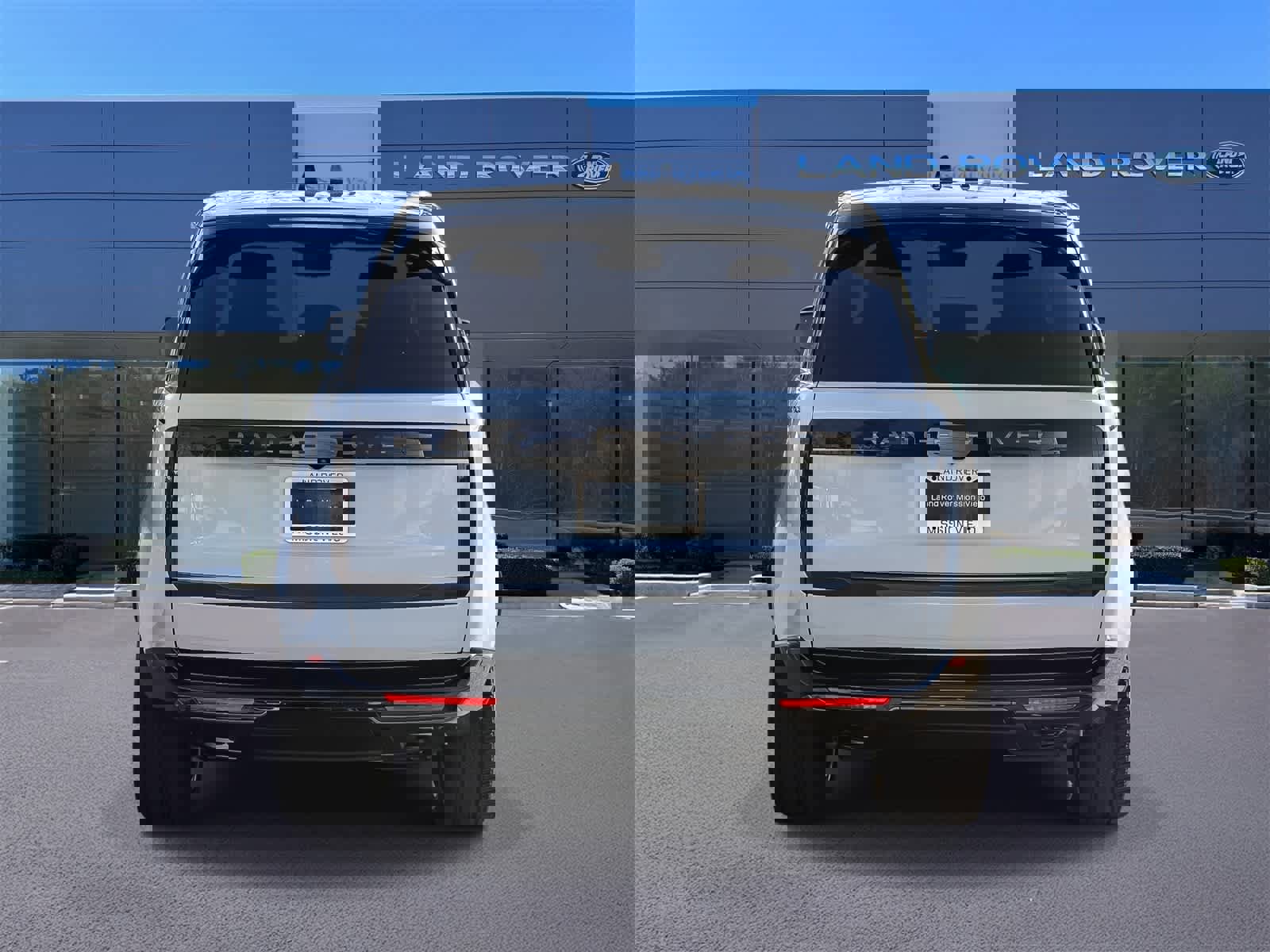 New 2026 Land Rover Range Rover SE image 7