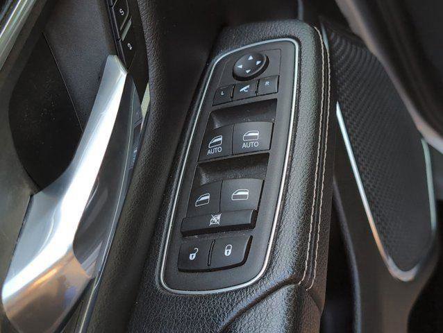 Used 2024 RAM 1500 Laramie image 12