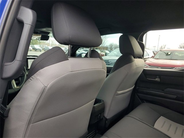 Used 2024 Toyota Tacoma TRD Off-Road image 9