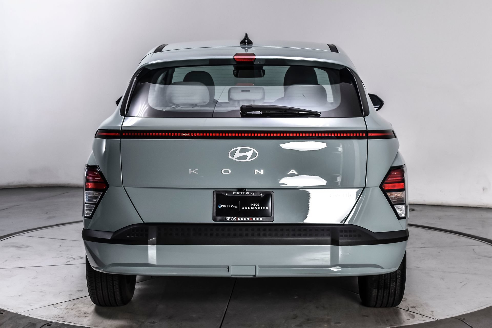 Used 2024 Hyundai Kona SE FWD image 5