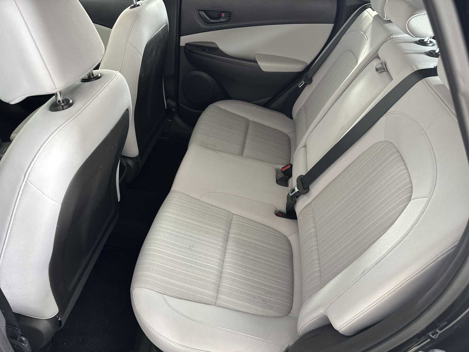 Certified 2023 Hyundai Kona SEL AWD/4WD image 22