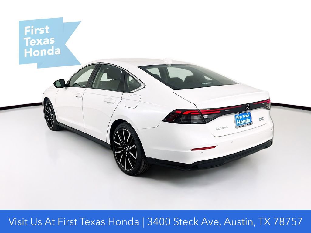 Used 2025 Honda Accord Touring image 6