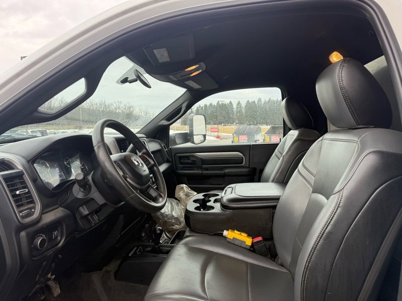 Used 2021 RAM 5500 Tradesman image 9