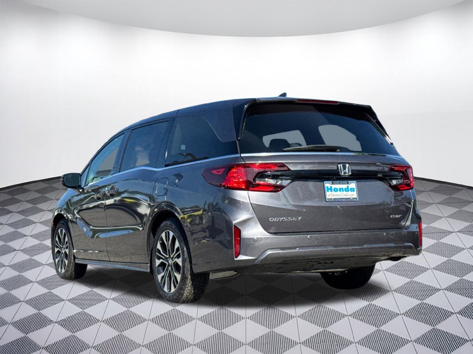 New 2026 Honda Odyssey Elite image 3
