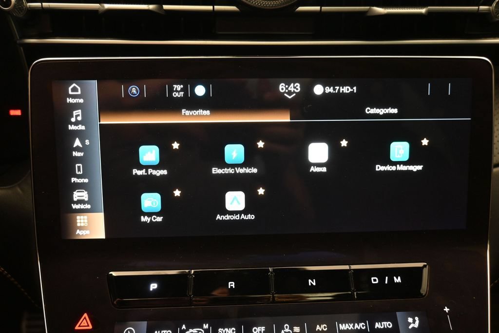 Used 2023 Maserati Grecale Modena AWD/4WD image 16
