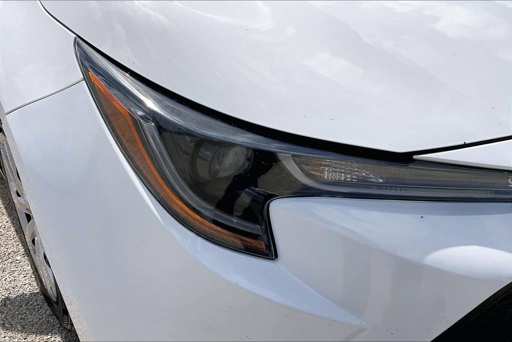 Used 2022 Toyota Corolla LE FWD image 33