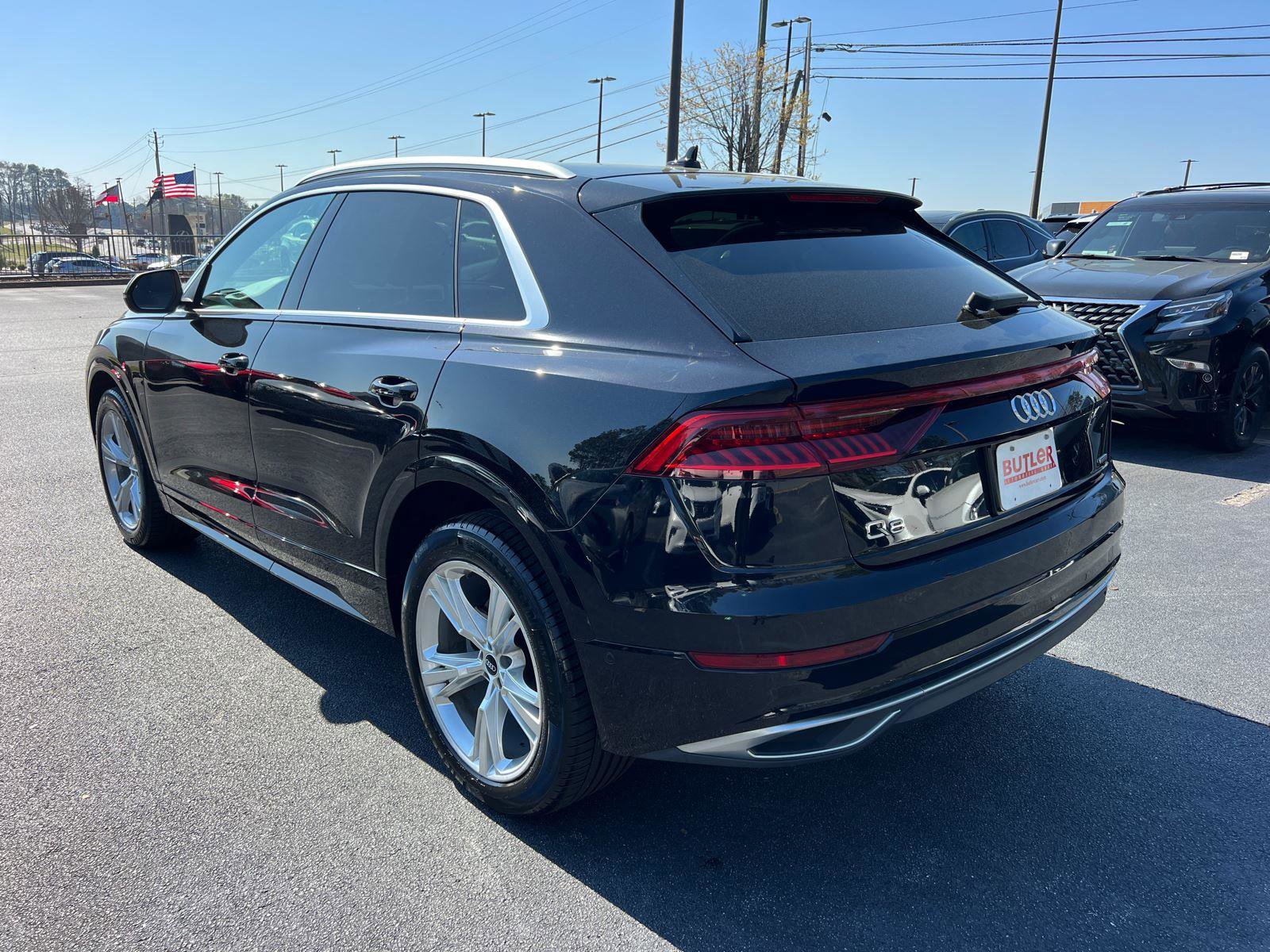 Used 2021 Audi Q8 Premium Plus w/ Premium Plus Package image 8