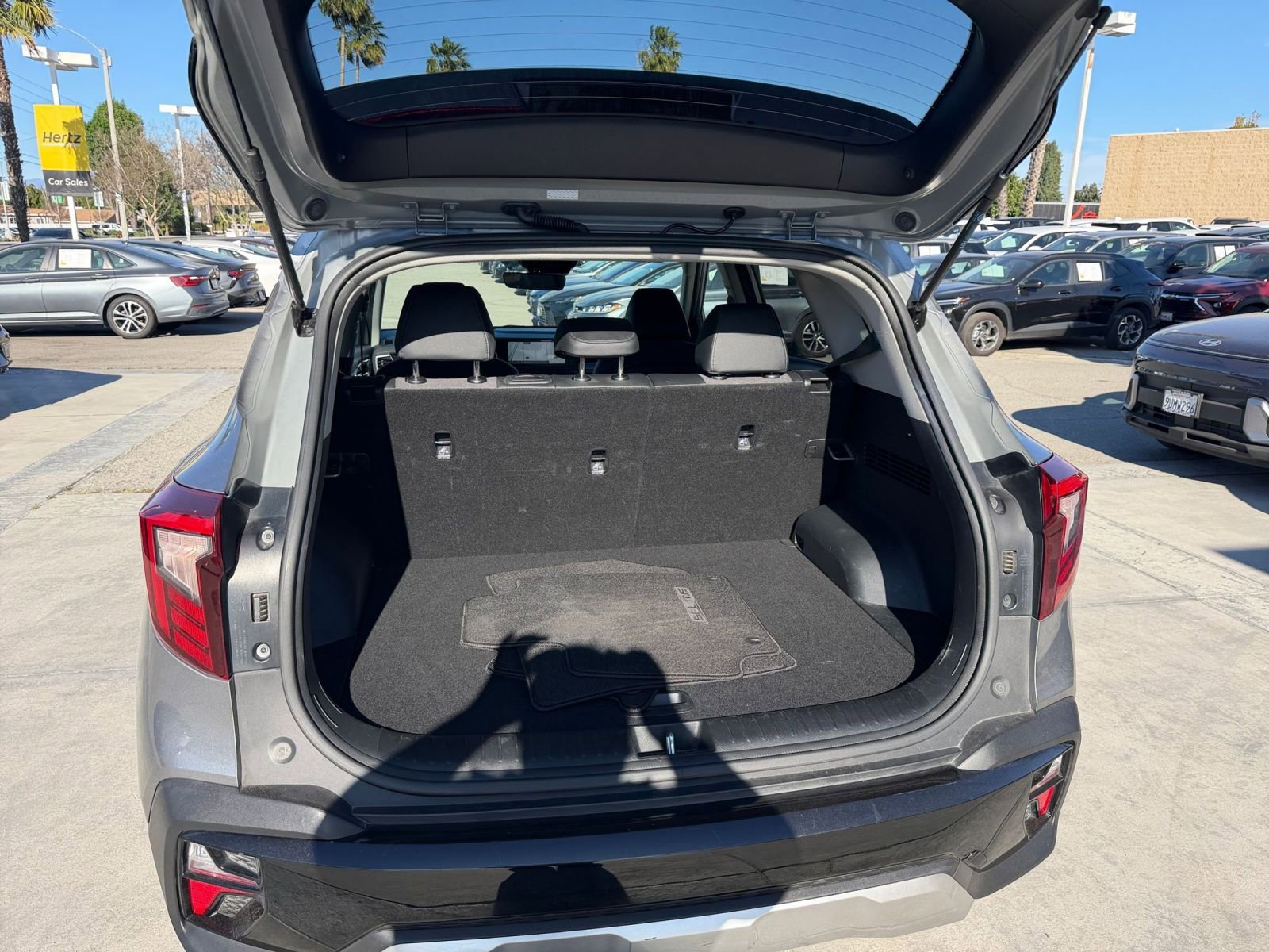 Used 2025 Kia Seltos S image 33