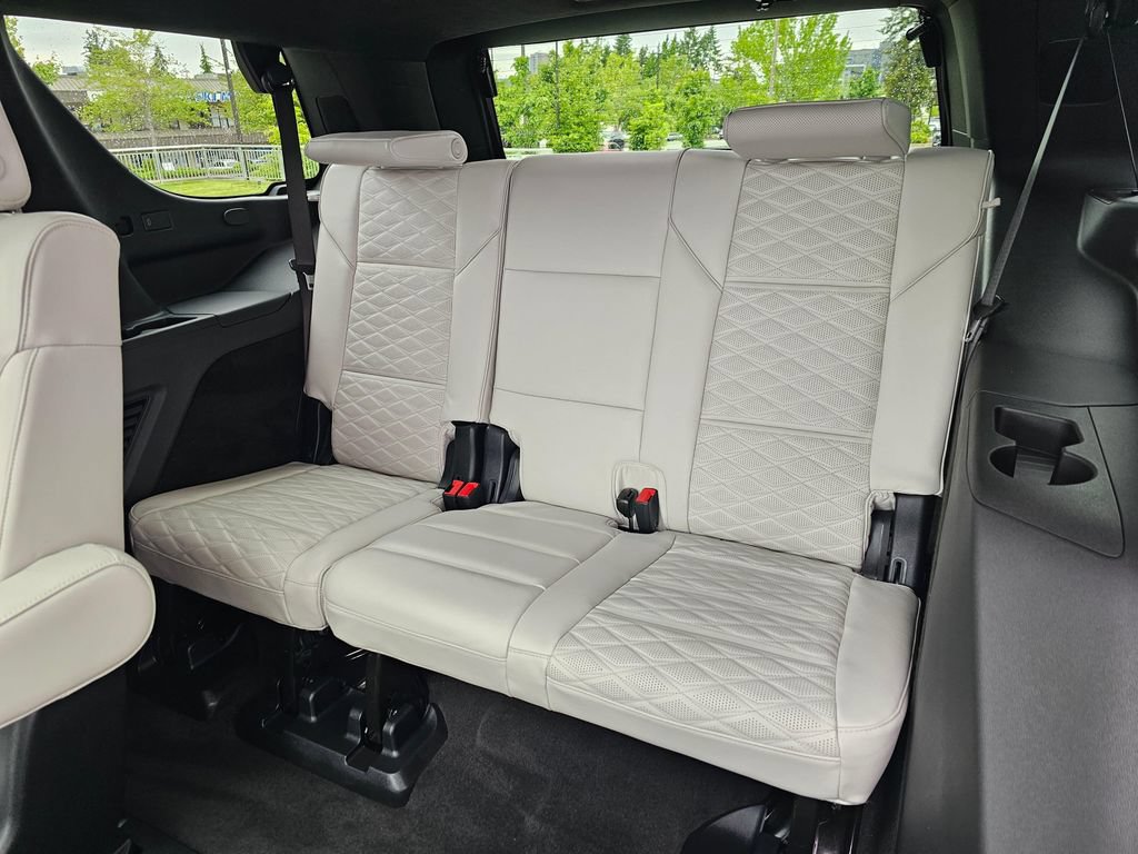 Certified 2025 Cadillac Escalade Sport Platinum AWD/4WD image 18