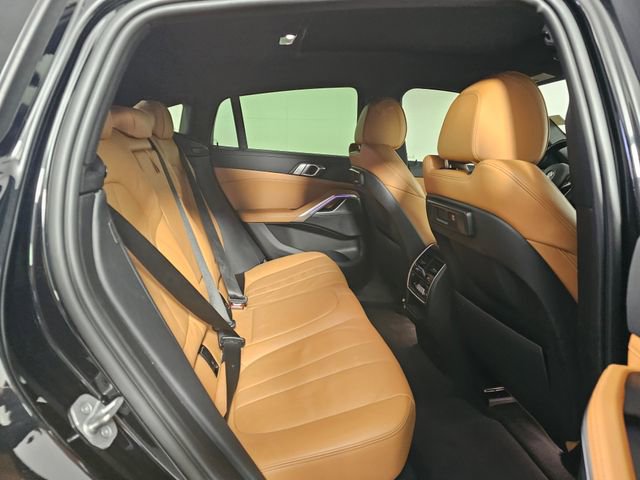 Used 2022 BMW X6 xDrive40i w/ M Sport Package image 13