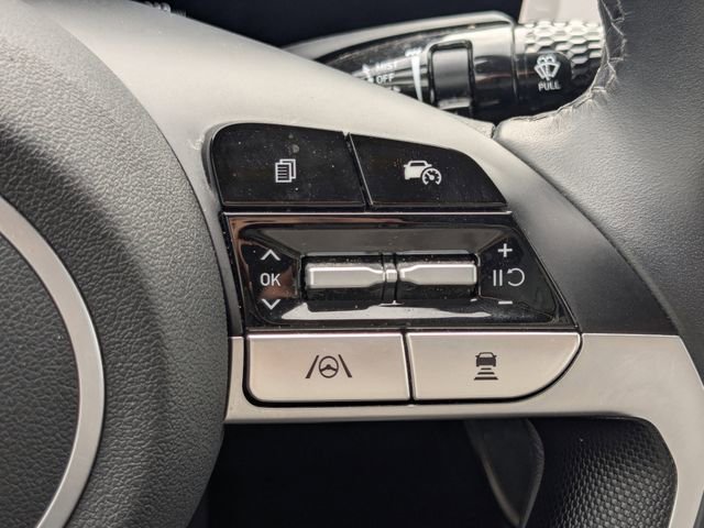 Used 2025 Hyundai Elantra SEL FWD image 28