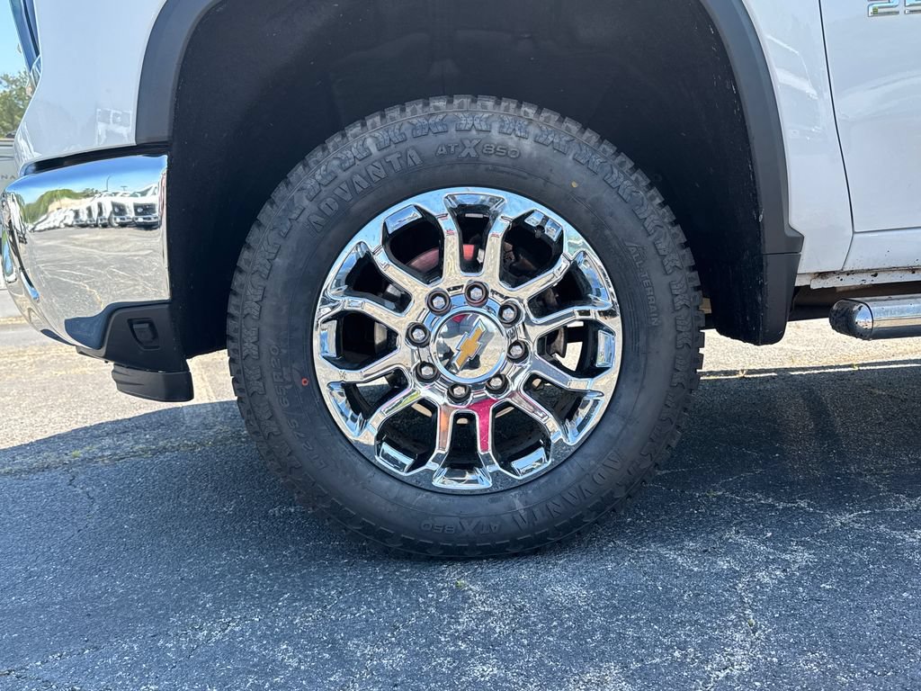 Used 2024 Chevrolet Silverado 2500 LTZ w/ LTZ Plus Package AWD/4WD image 23