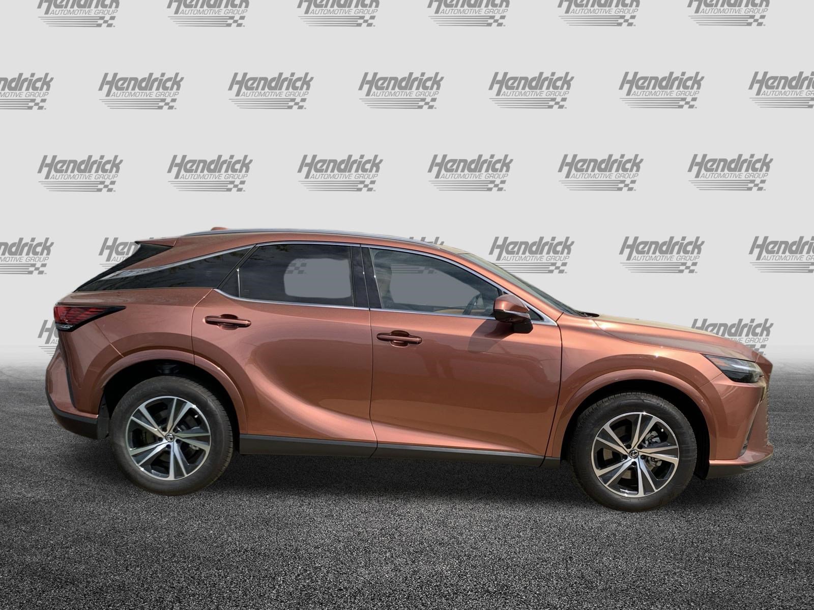 Certified 2025 Lexus RX 350 Premium w/ Accessory Package (Z1) image 11