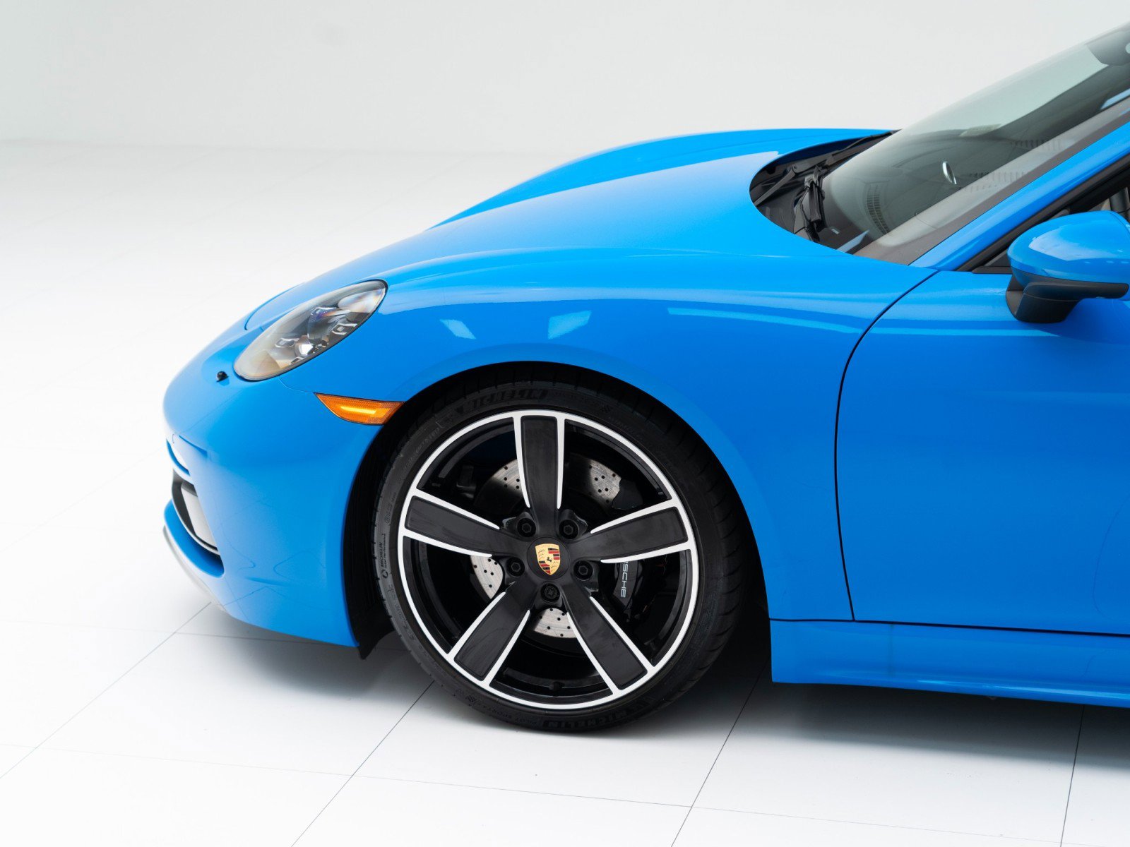 Certified 2025 Porsche 718 Boxster GTS image 11