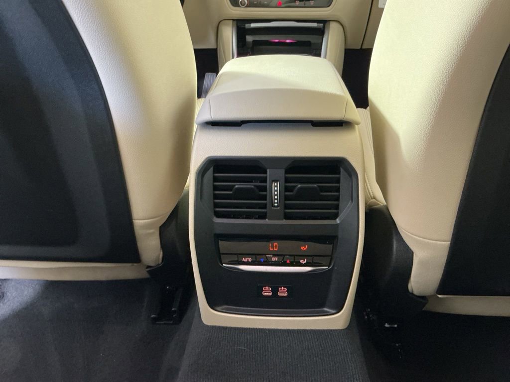 Certified 2025 BMW 430i w/ Parking Assistance Package image 27