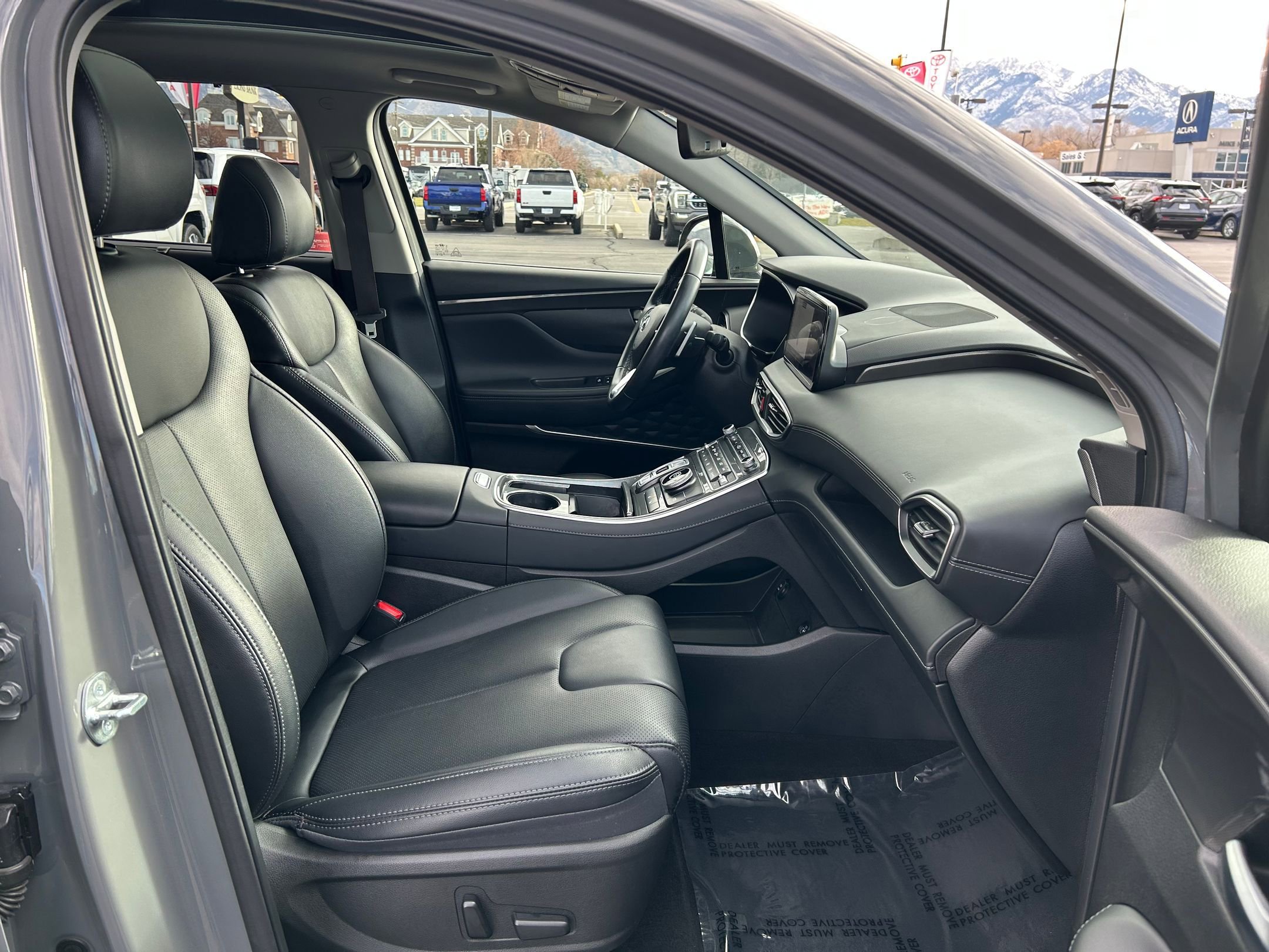 Used 2023 Hyundai Santa Fe SEL w/ Premium Package image 27