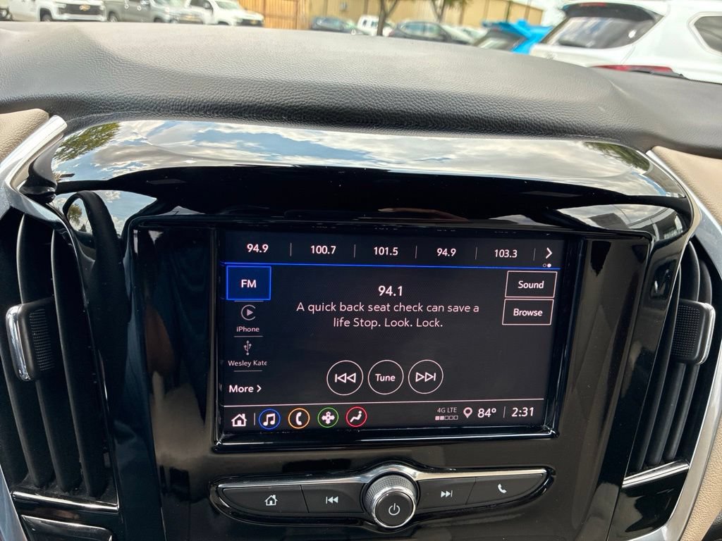 Used 2022 Chevrolet Traverse LS FWD image 28