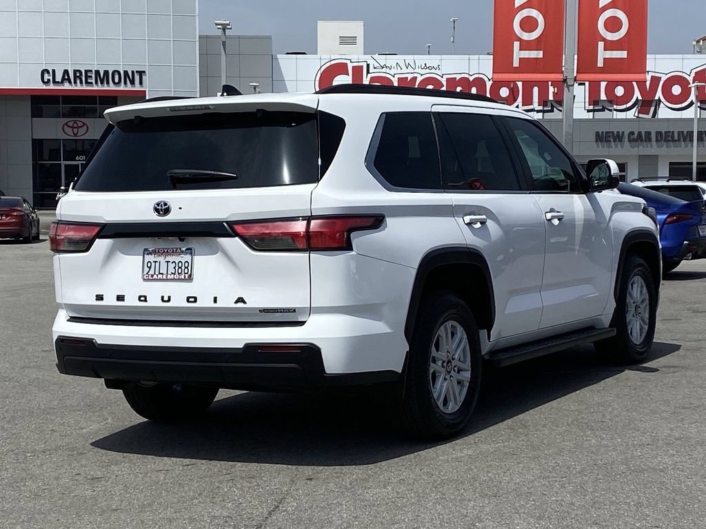 Certified 2025 Toyota Sequoia SR5 AWD/4WD image 42