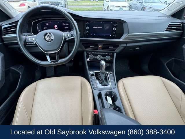 Used 2019 Volkswagen Jetta SEL w/ Cold Weather Package FWD image 14
