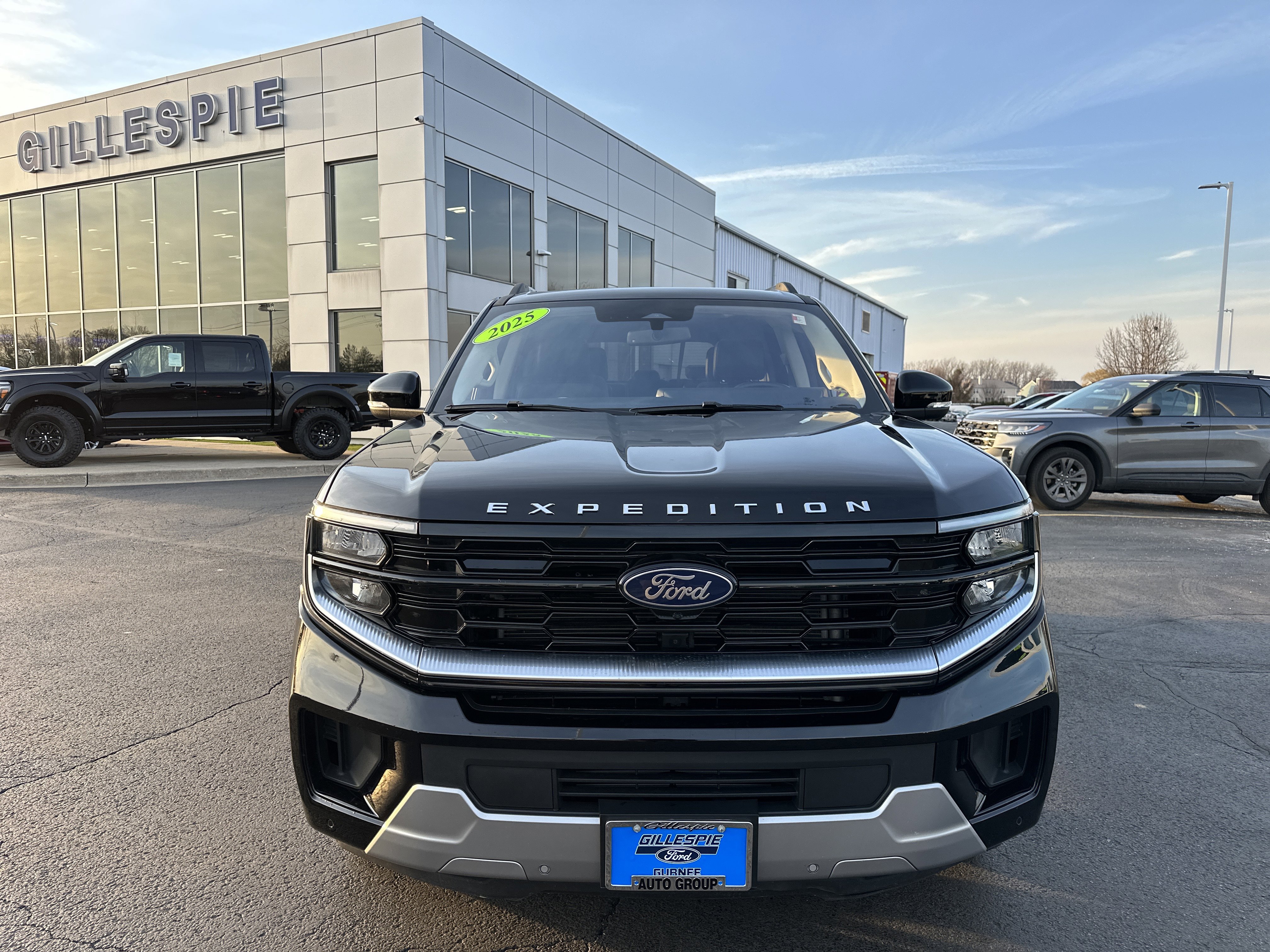 Certified 2025 Ford Expedition Platinum image 9