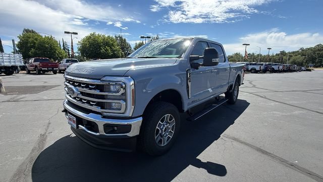 New 2026 Ford F250 Lariat w/ FX4 Off-Road Package