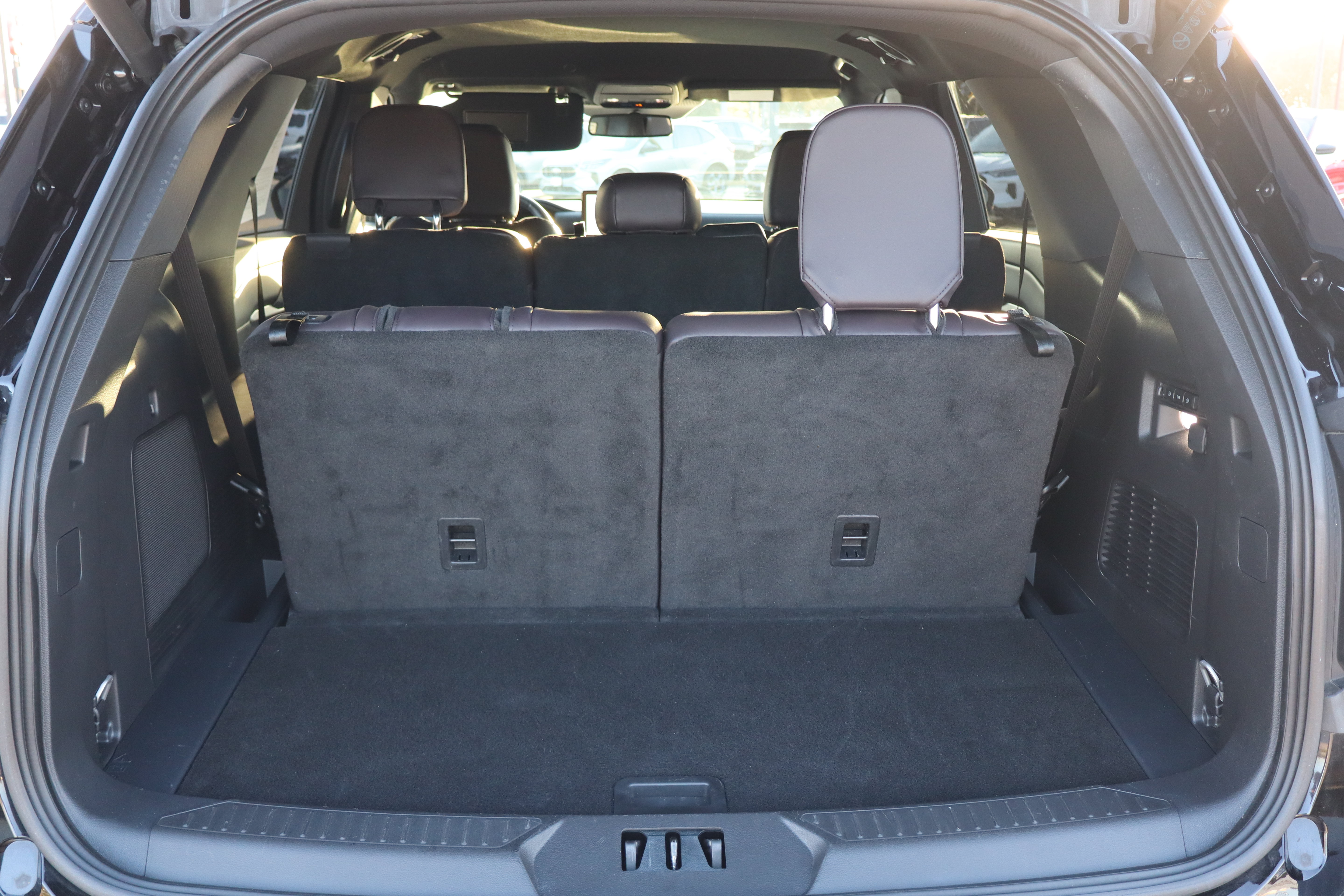 Used 2026 Ford Explorer Platinum AWD/4WD image 33