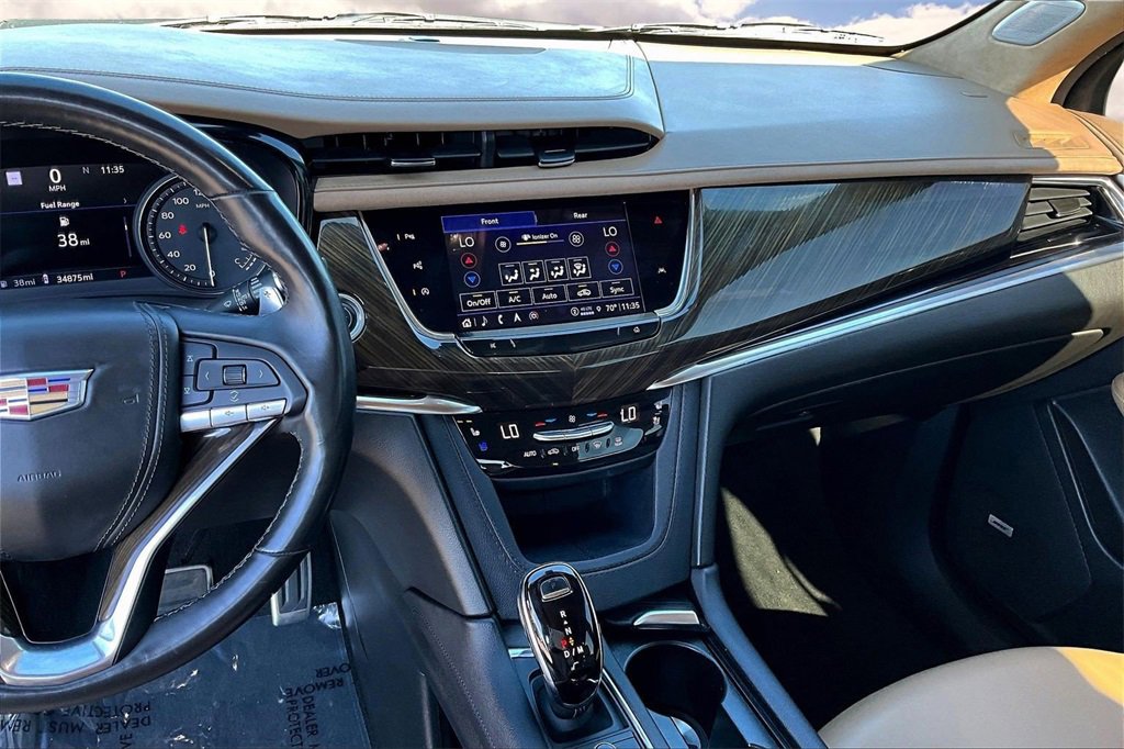 Certified 2023 Cadillac XT6 Sport w/ Platinum Package image 9