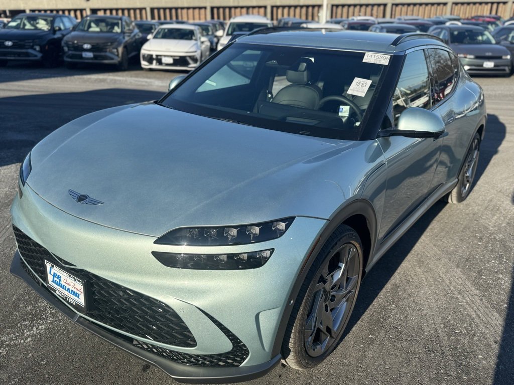 Used 2023 Genesis GV60 Performance image 11