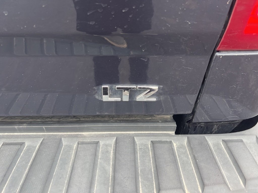 Used 2018 Chevrolet Silverado 1500 LTZ Z71 w/ Centennial Edition image 13