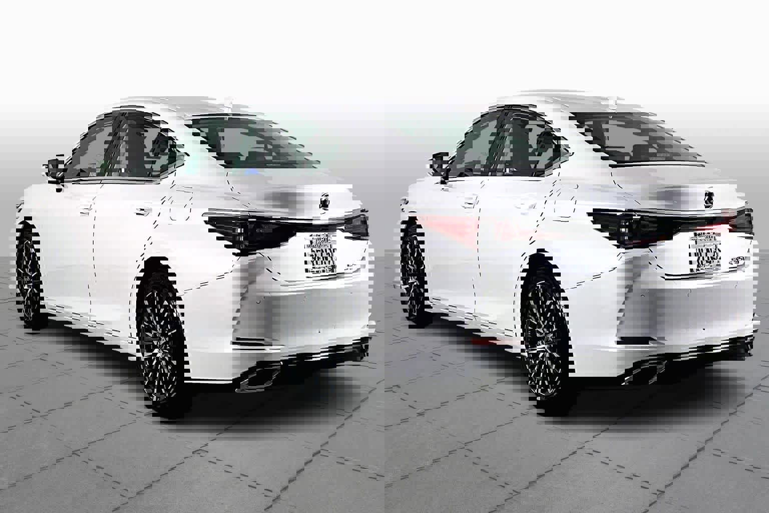 Used 2025 Lexus ES 350 image 11