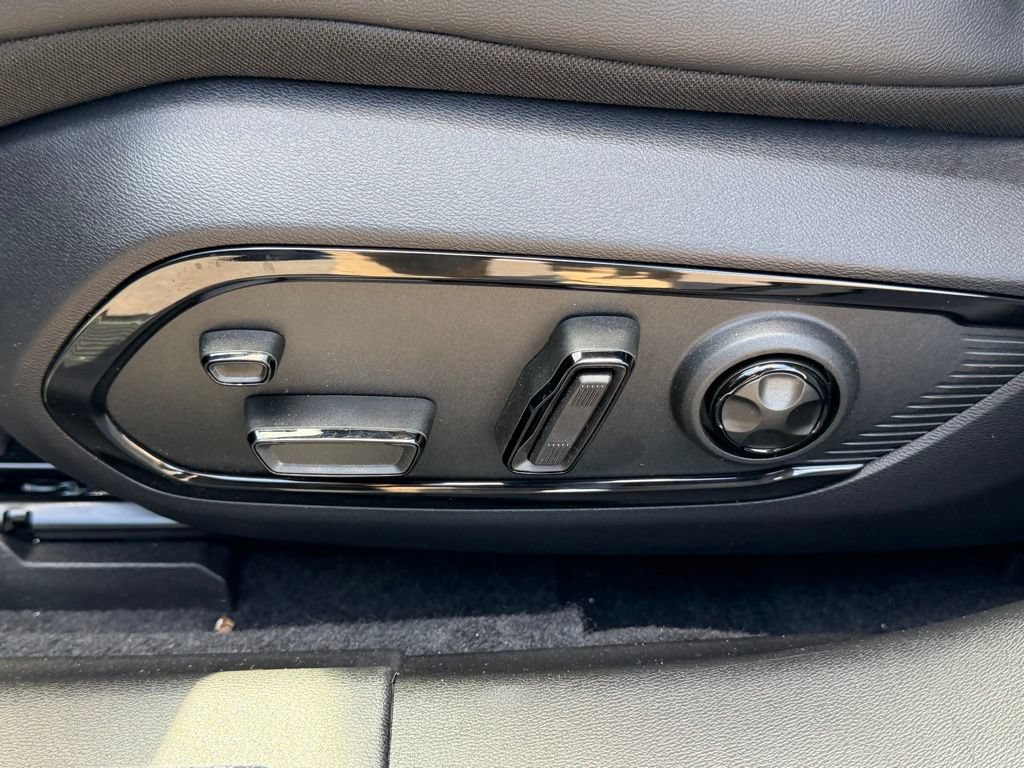 New 2026 Dodge Charger R/T AWD/4WD image 15