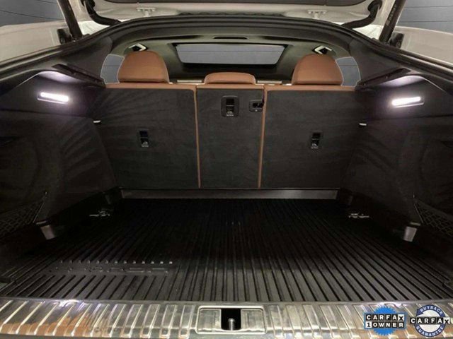 Used 2022 Audi e-tron Premium Plus w/ Premium Plus Package image 91