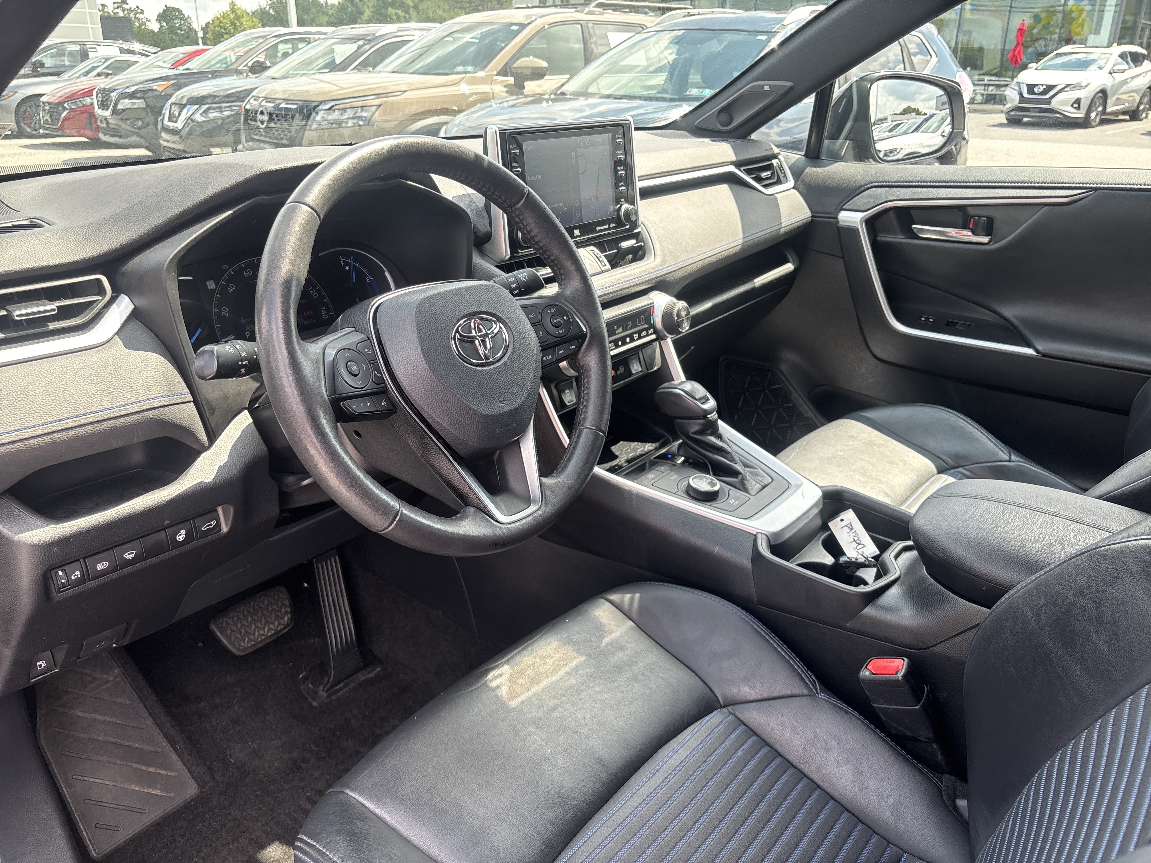 Used 2021 Toyota RAV4 XSE AWD/4WD image 4