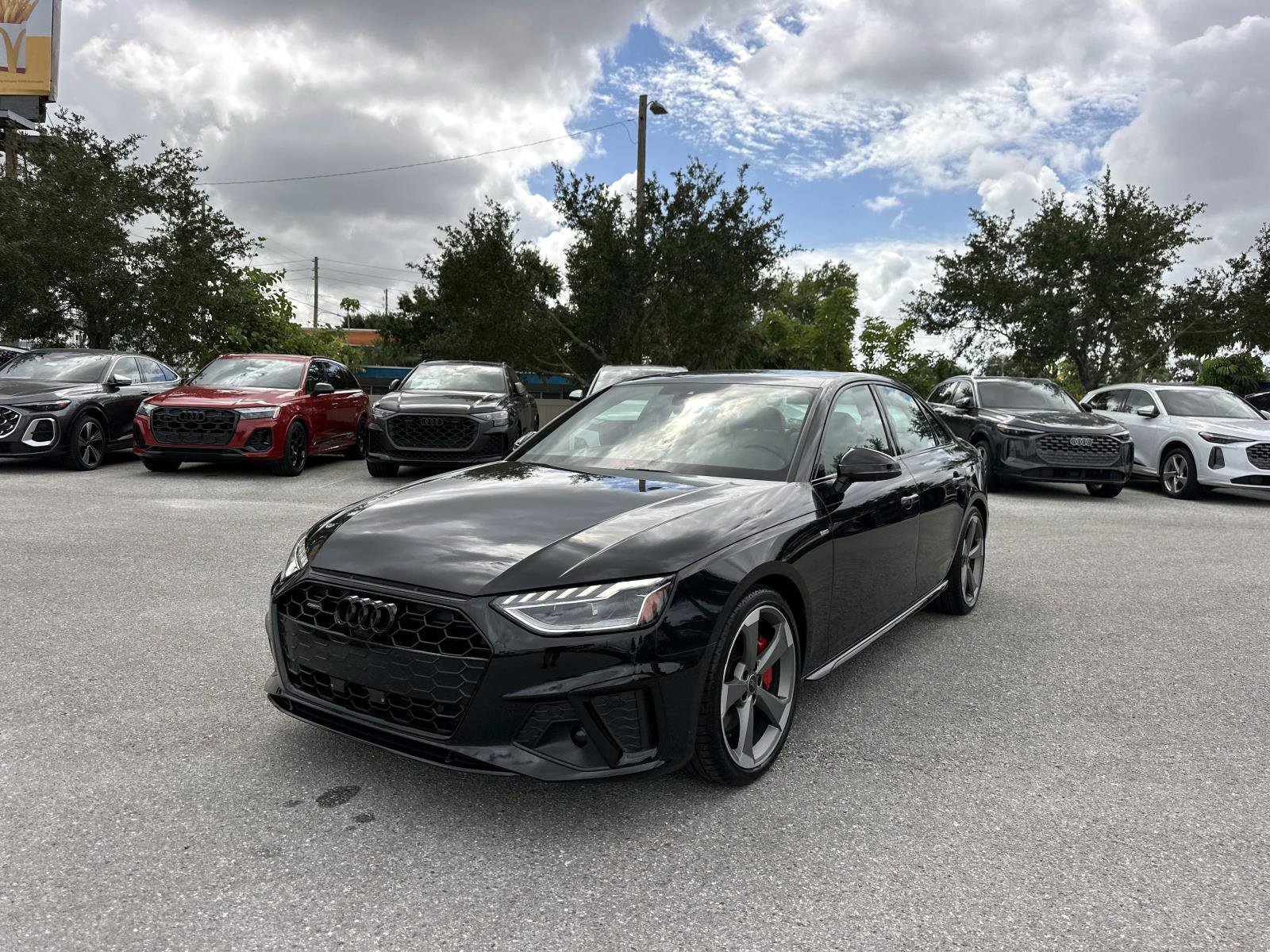 Used 2024 Audi A4 2.0T Premium Plus w/ Premium Plus Package image 2