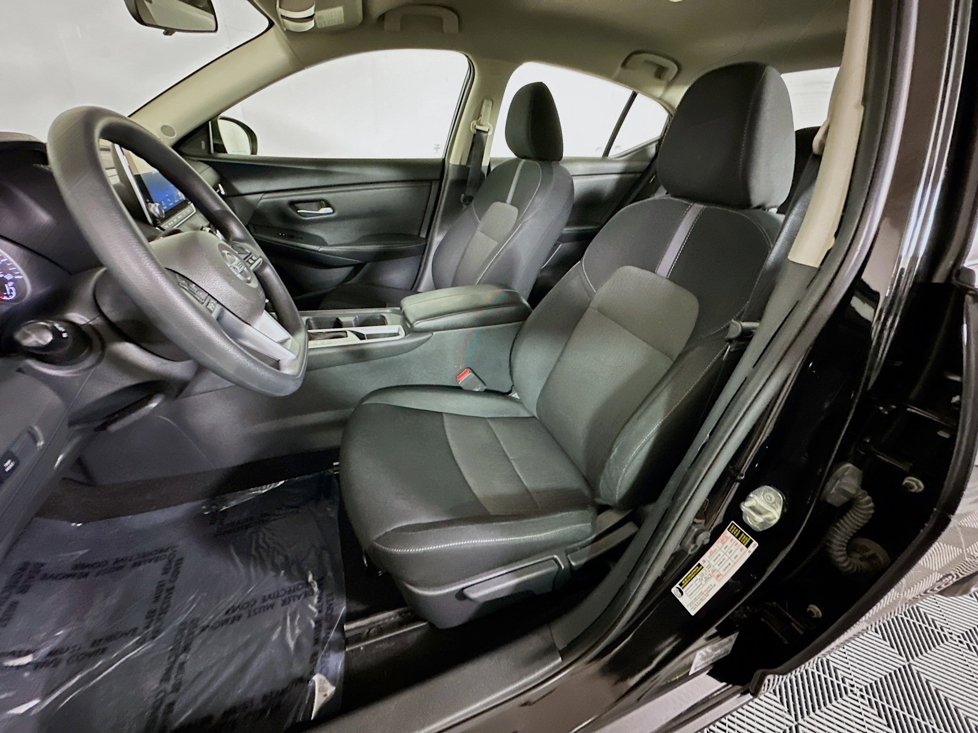 Used 2023 Nissan Sentra SV FWD image 12