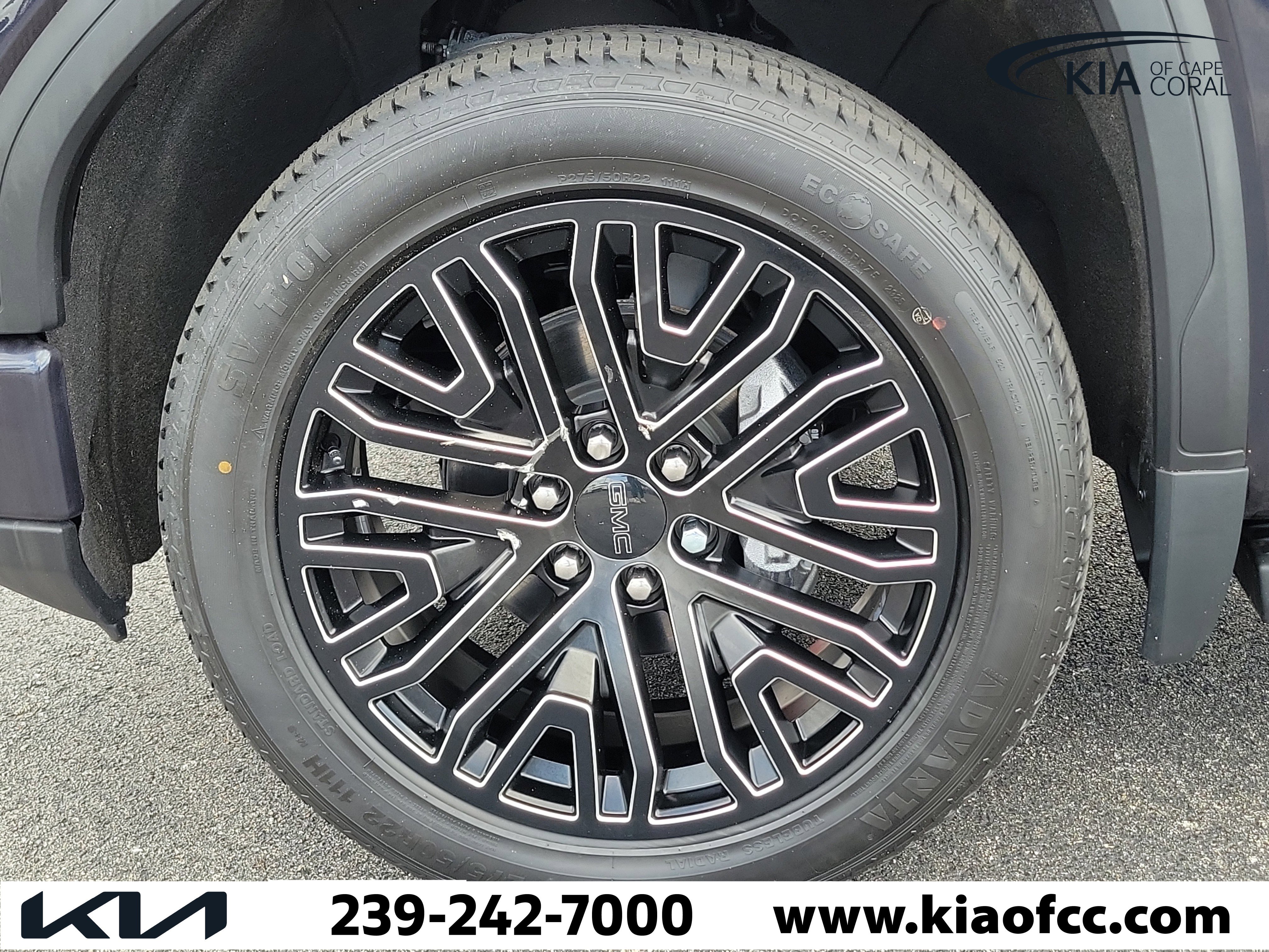 Used 2022 GMC Sierra 1500 Denali Ultimate AWD/4WD image 7