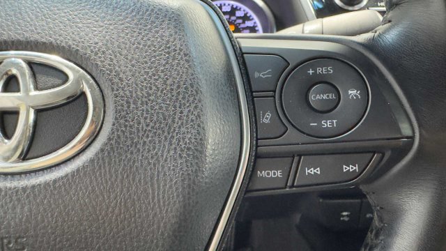 Used 2019 Toyota Camry SE w/ Convenience Package FWD image 33