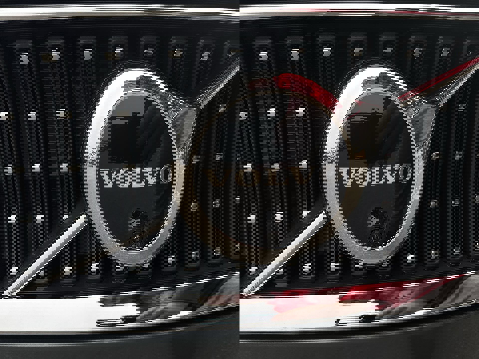 New 2026 Volvo V60 B5 Cross Country Plus w/ Climate Package image 32