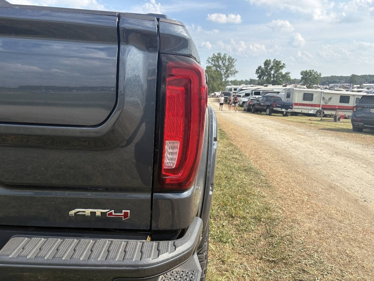 Used 2020 GMC Sierra 1500 AT4 w/ AT4 Premium Package AWD/4WD image 14