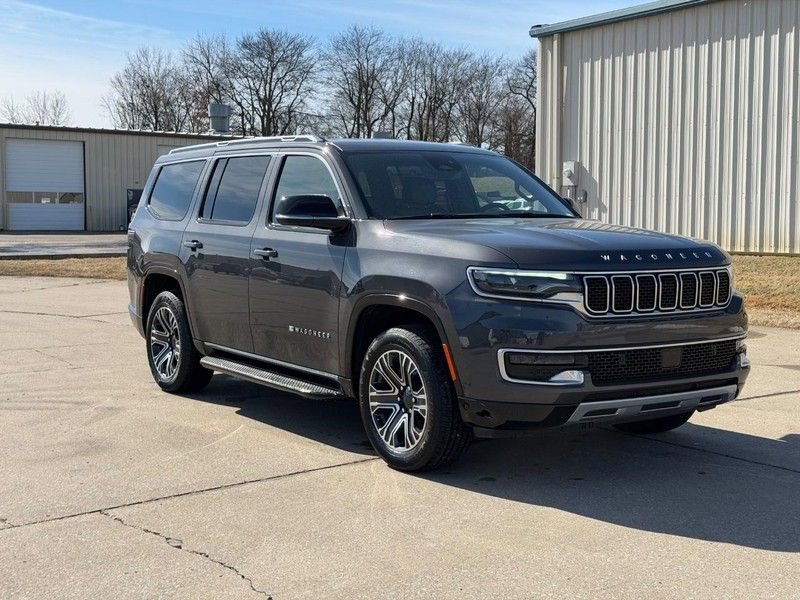 Used 2024 Jeep Wagoneer Series II image 1