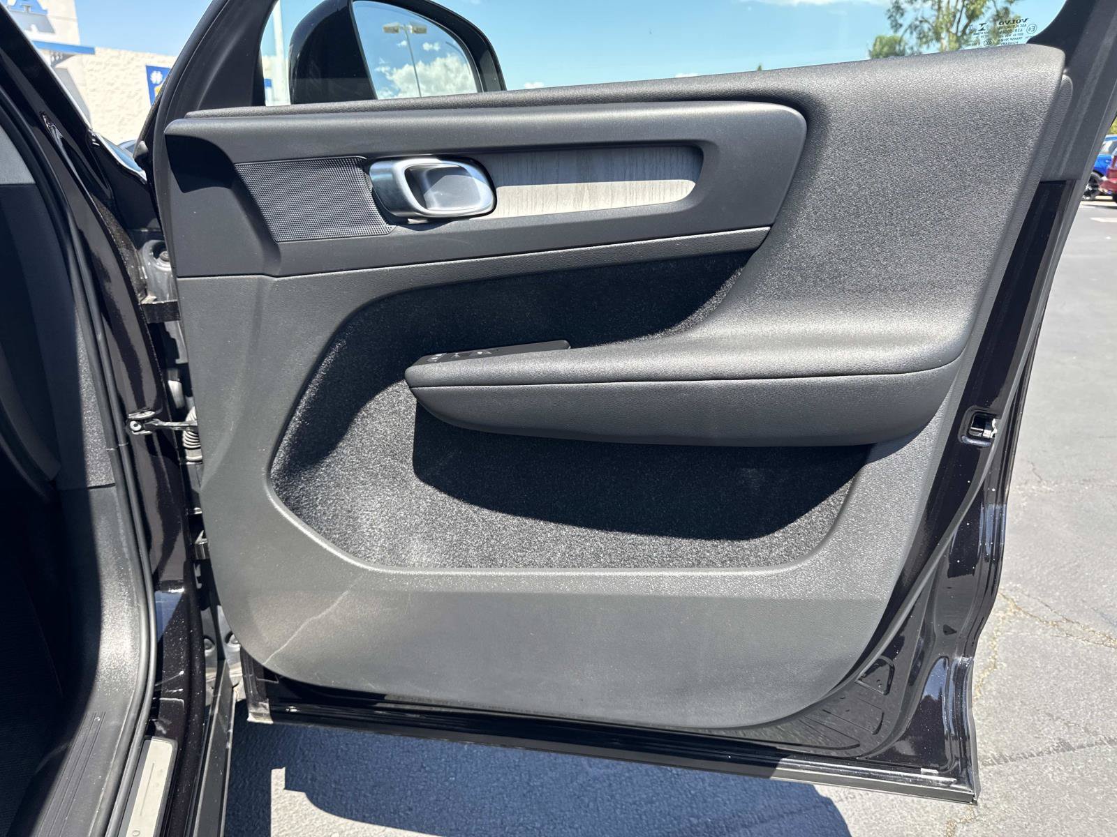Used 2021 Volvo XC40 T5 Inscription w/ Climate Package AWD/4WD image 33