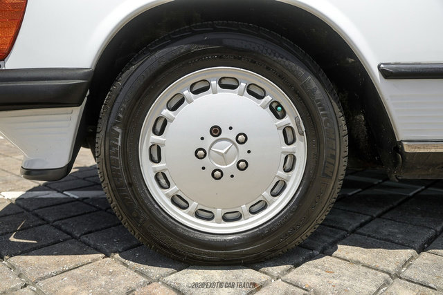 Used 1988 Mercedes-Benz 560 SL image 70