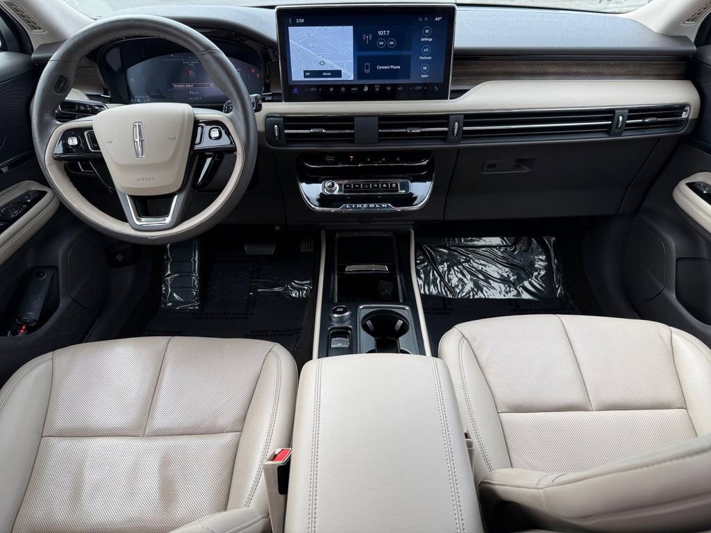 Used 2023 Lincoln Corsair Reserve w/ Equipment Group 201A image 13