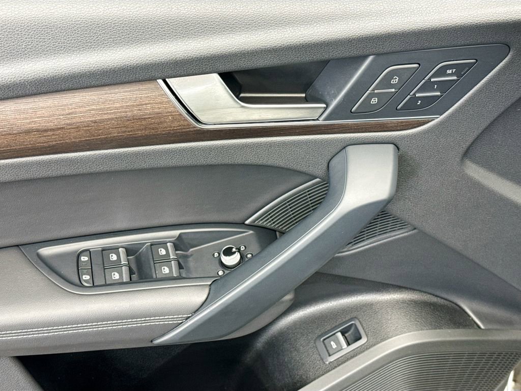 Certified 2023 Audi Q5 2.0T Premium Plus w/ Premium Plus Package image 22