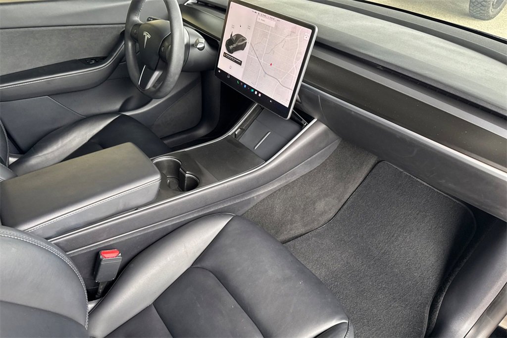Used 2020 Tesla Model Y Performance image 15