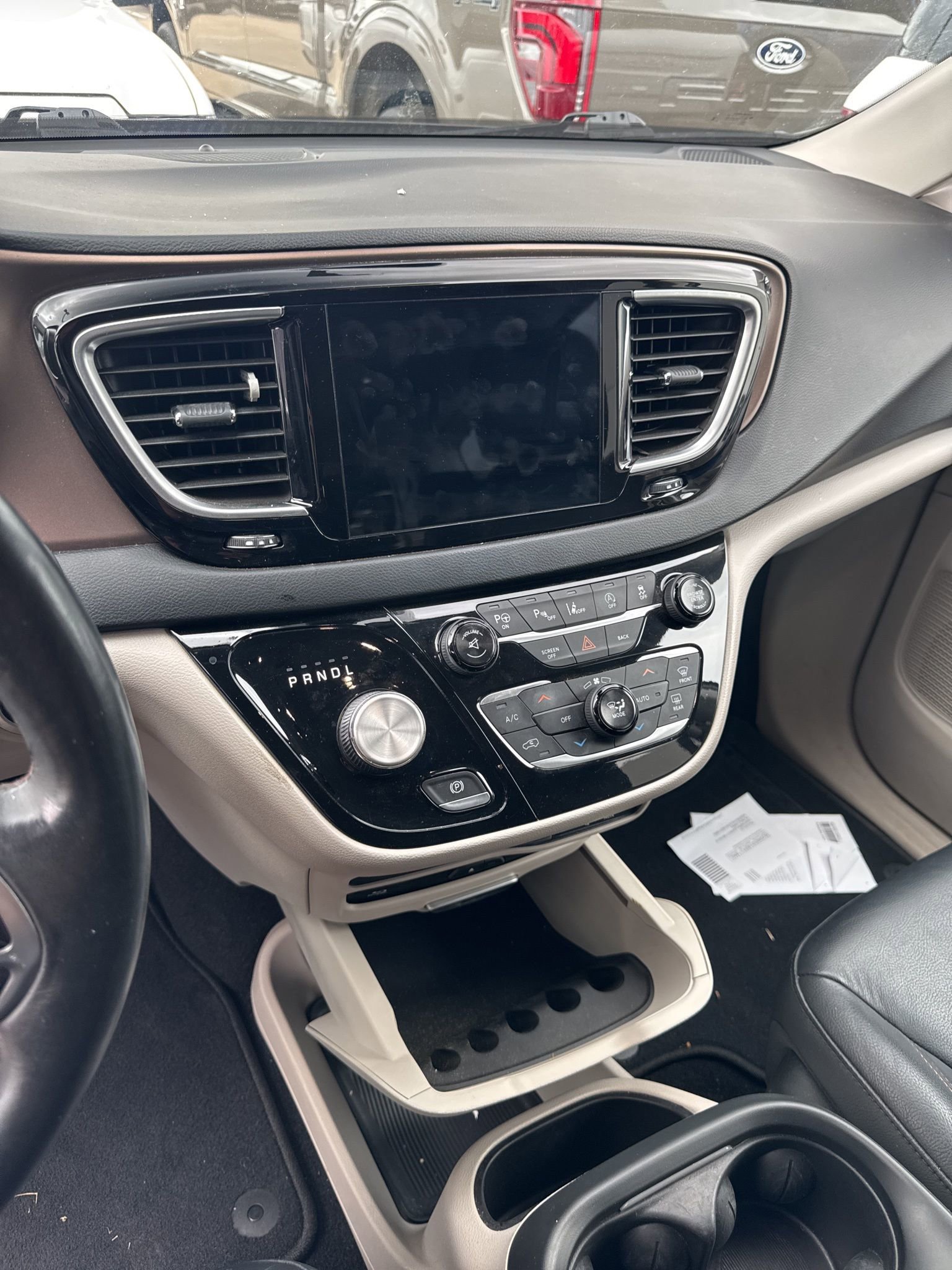 Used 2017 Chrysler Pacifica Touring-L Plus w/ Advanced Safetytec Group image 6