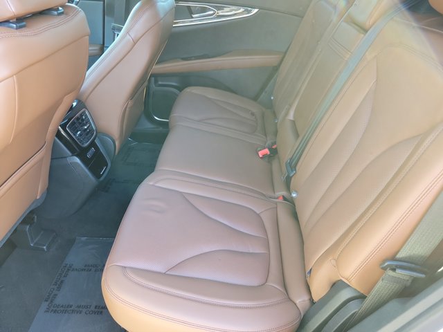 Used 2022 Lincoln Nautilus Reserve image 15